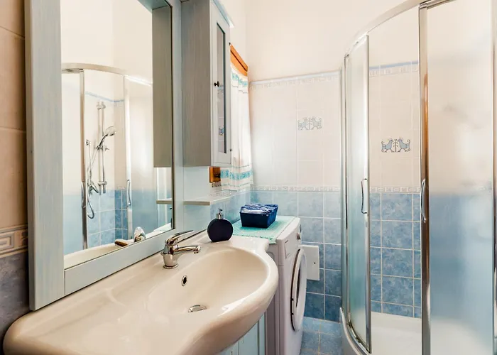 Domu De Maria Торре-дей-Корсари