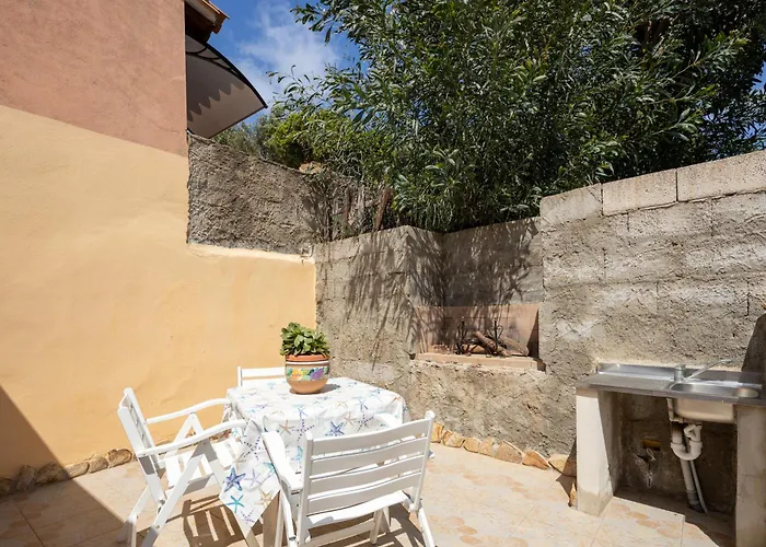 Domu De Maria Торре-дей-Корсари